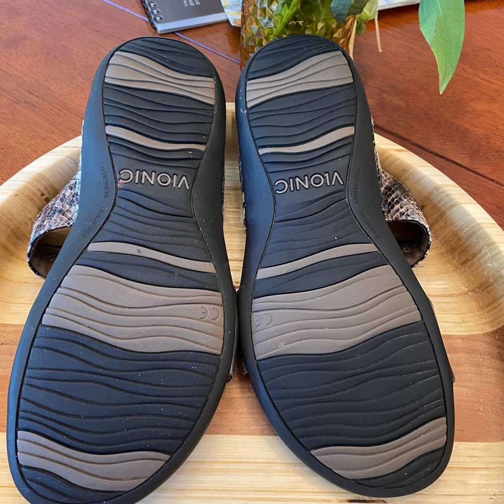 Vionic Sandals - image 3